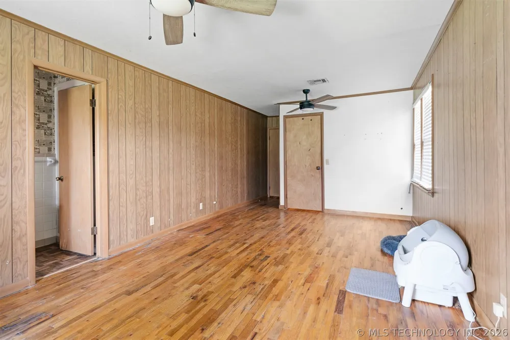 302 3rd Street Velma, OK 73442