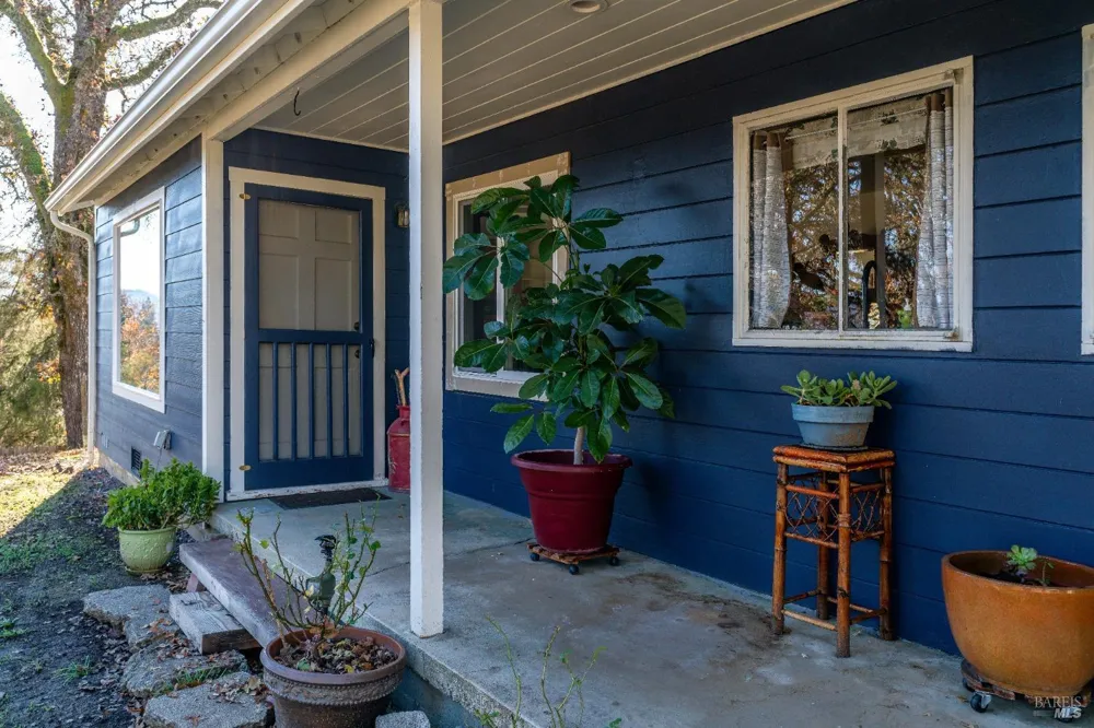 210 Bourbon Lane Ukiah, CA 95482
