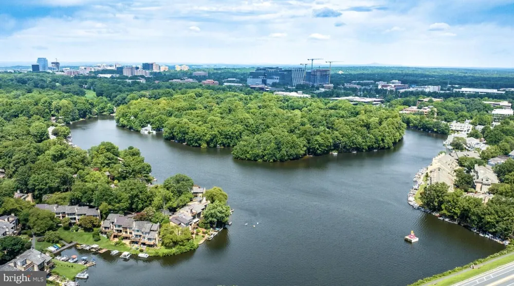 11100 BEAVER TRAIL COURT #LL Reston, VA 20191