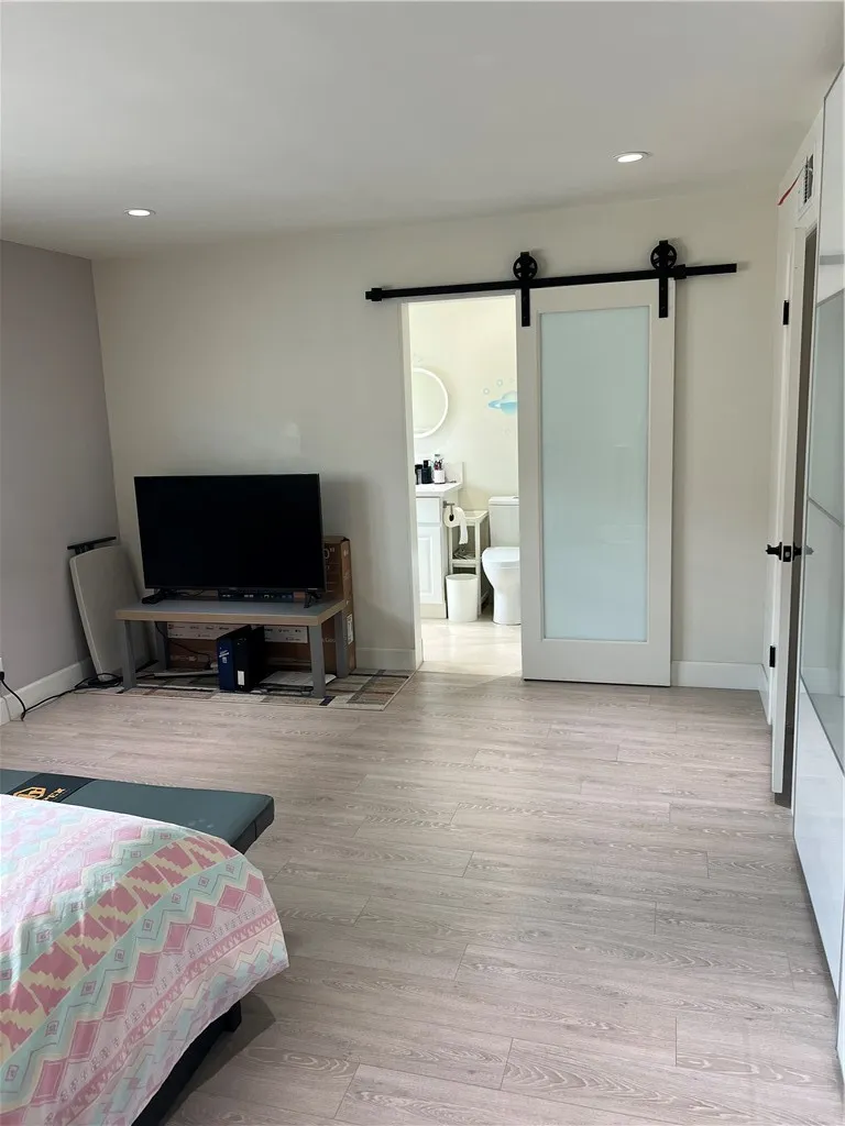 9575 Broadway #7 Temple City, CA 91780