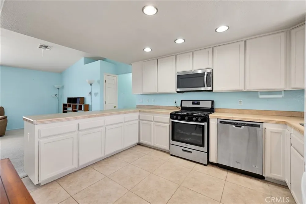 6606 Persia Avenue 29 Palms, CA 92277