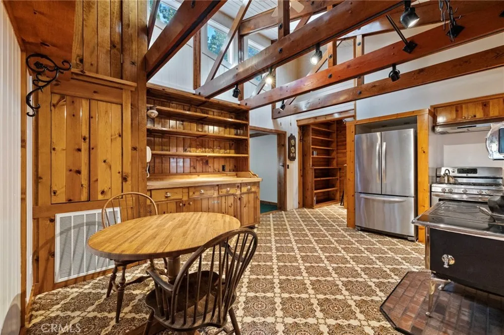 25833 Lyons Dam Road Twain Harte, CA 95383