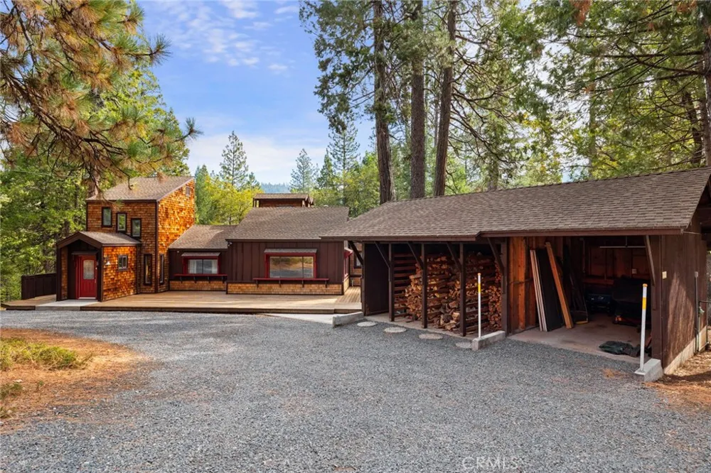25833 Lyons Dam Road Twain Harte, CA 95383