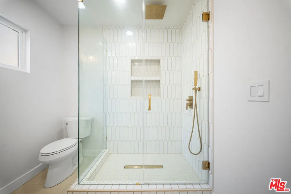 4494 Don Milagro Drive Los Angeles, CA 90008