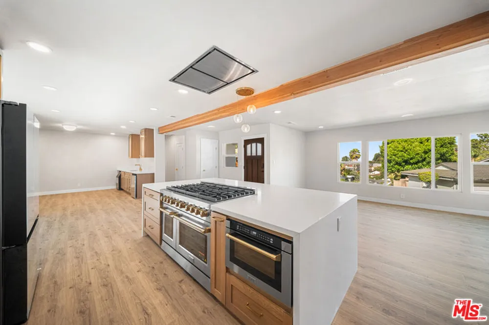 4494 Don Milagro Drive Los Angeles, CA 90008
