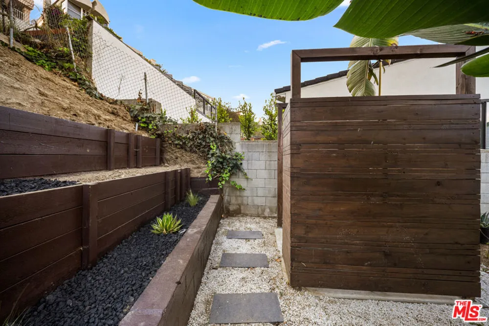 4494 Don Milagro Drive Los Angeles, CA 90008