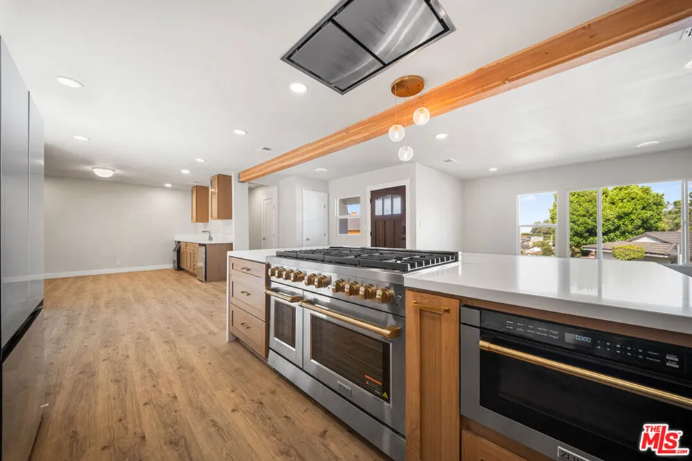 4494 Don Milagro Drive Los Angeles, CA 90008