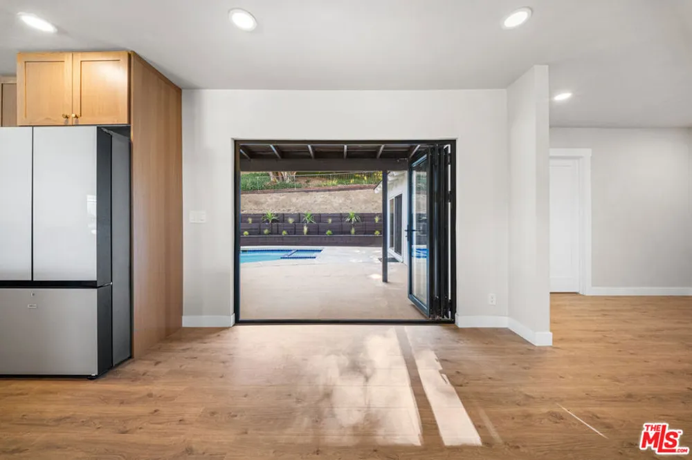 4494 Don Milagro Drive Los Angeles, CA 90008