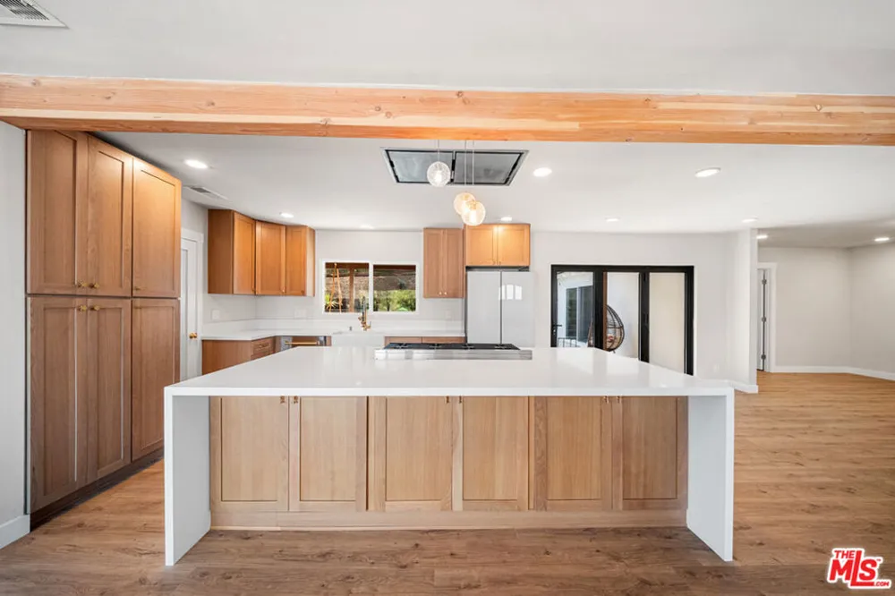 4494 Don Milagro Drive Los Angeles, CA 90008
