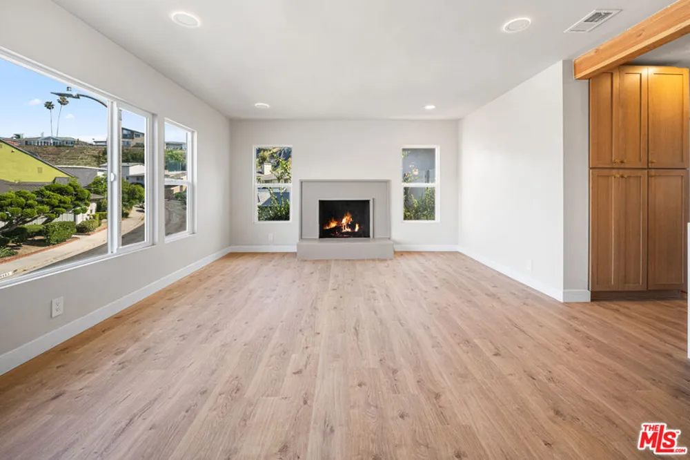 4494 Don Milagro Drive Los Angeles, CA 90008
