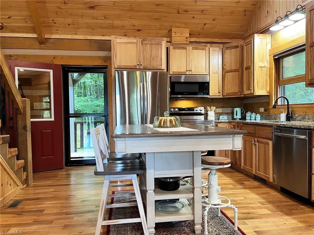 287 Hill Street Sparta, NC 28675