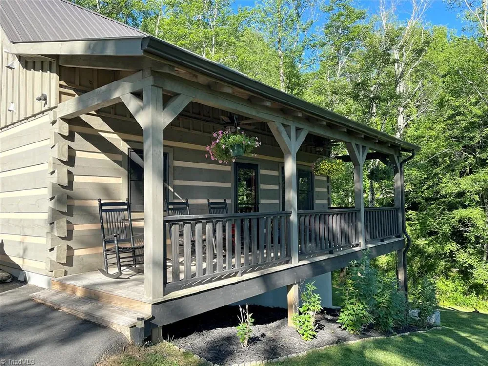 287 Hill Street Sparta, NC 28675