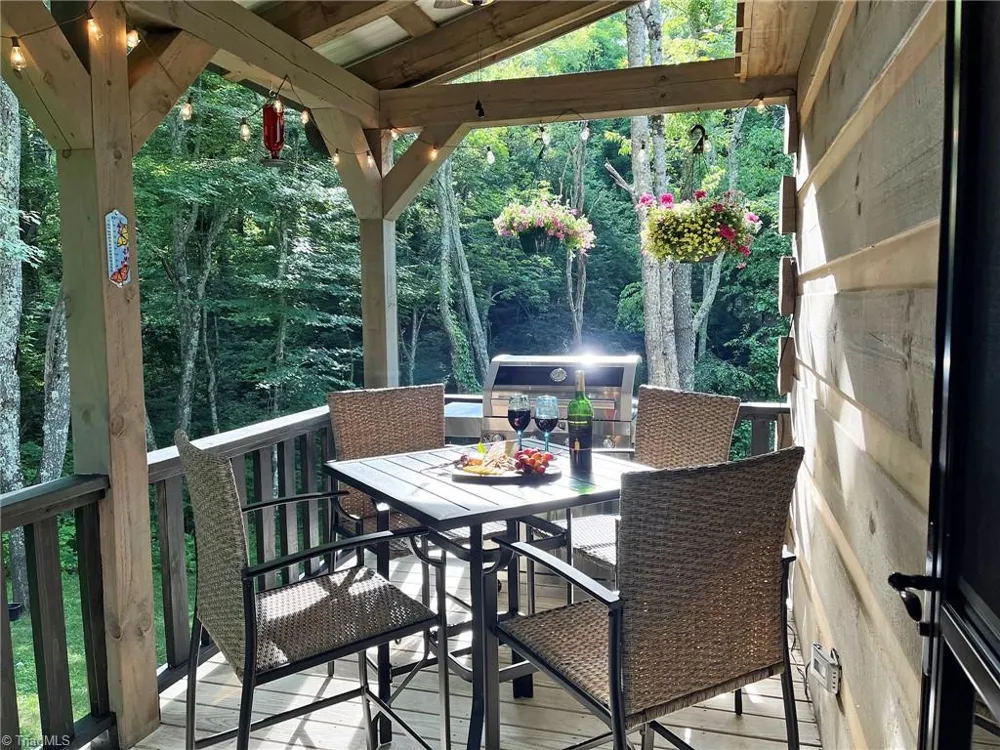 287 Hill Street Sparta, NC 28675