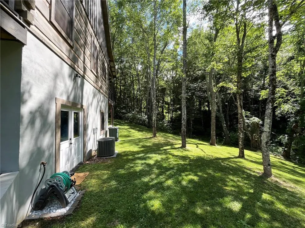 287 Hill Street Sparta, NC 28675