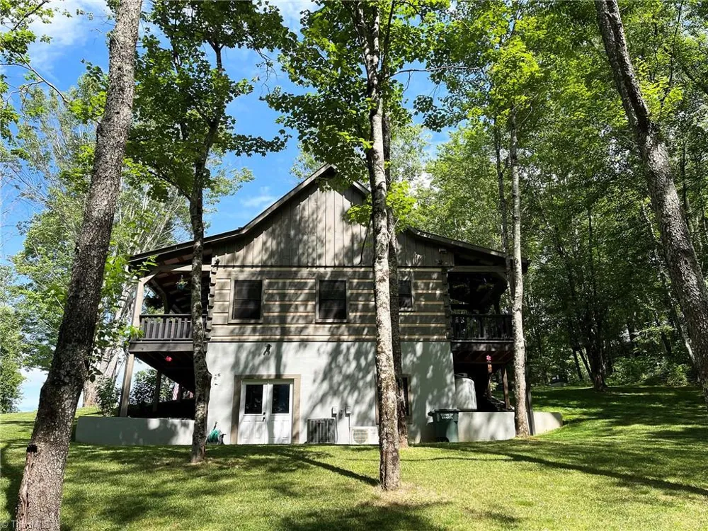 287 Hill Street Sparta, NC 28675