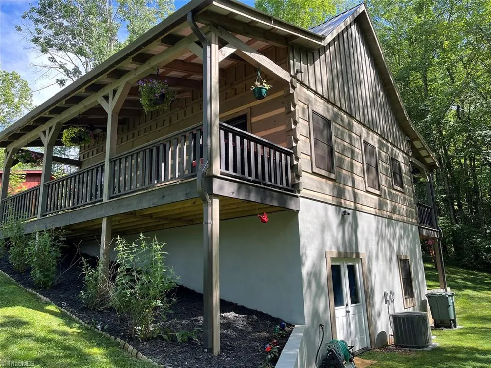 287 Hill Street Sparta, NC 28675