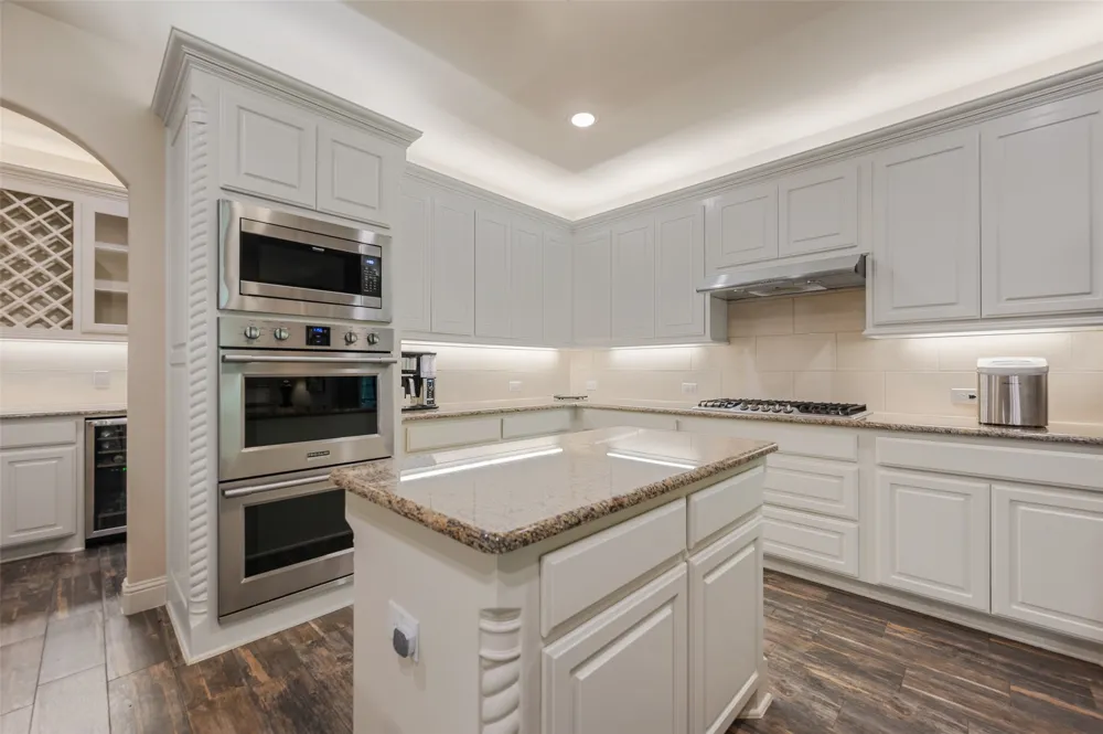 508 Ambergate Drive Shady Shores, TX 76208