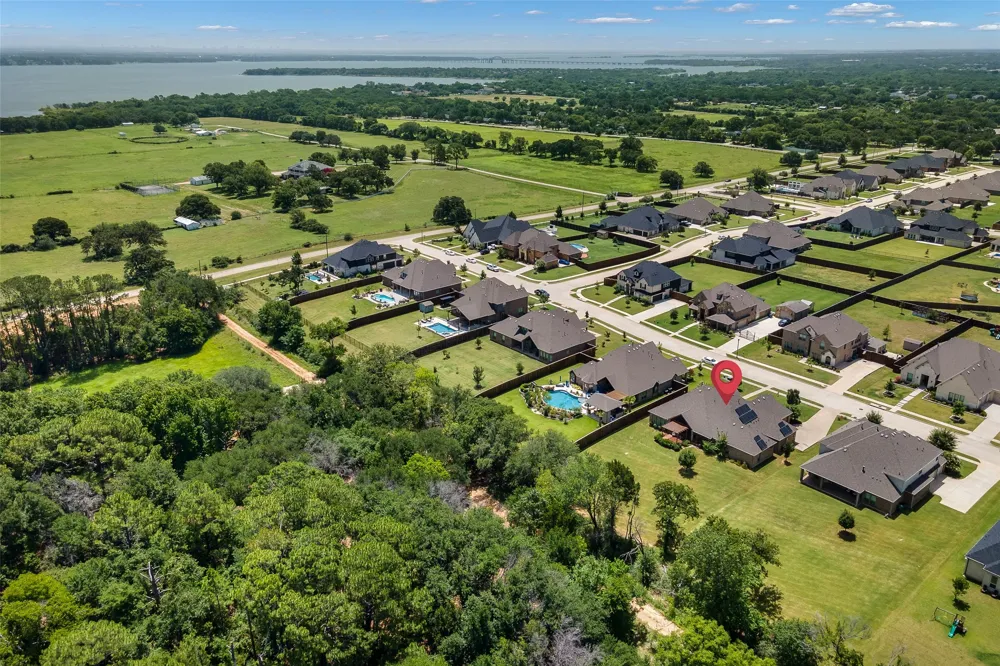 508 Ambergate Drive Shady Shores, TX 76208