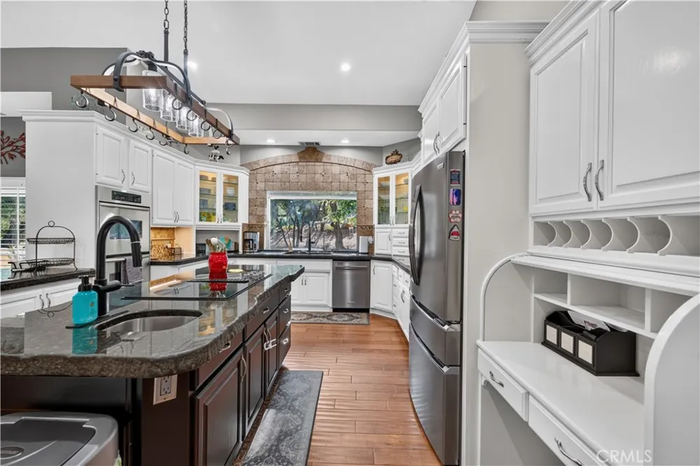 26955 Corte Cristal Temecula, CA 92590