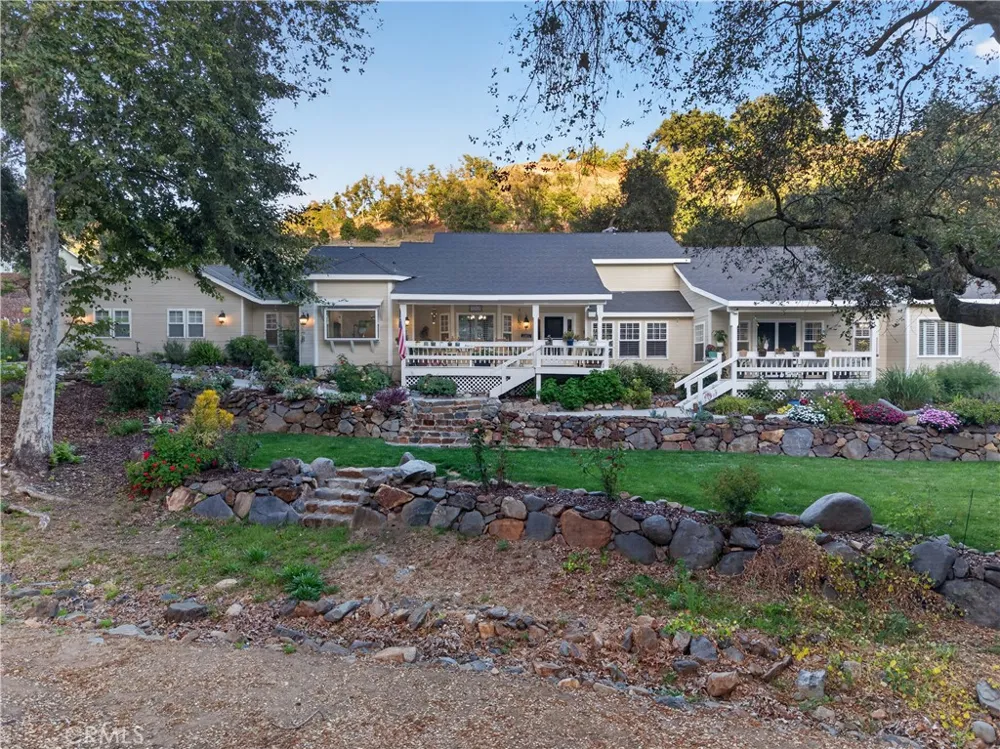 26955 Corte Cristal Temecula, CA 92590