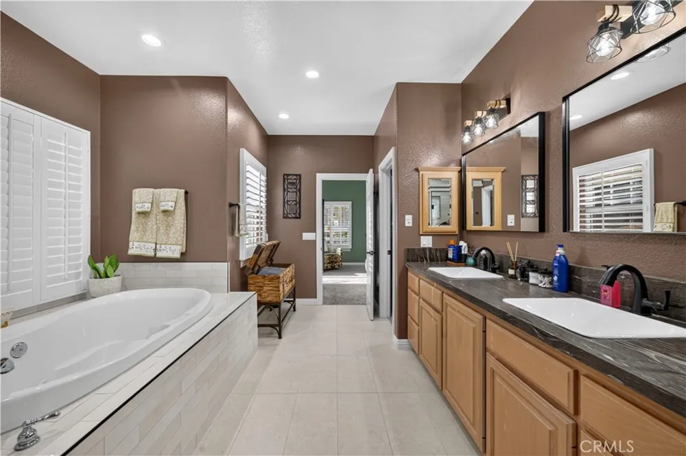 26955 Corte Cristal Temecula, CA 92590