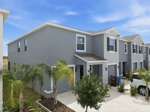 444 MANGROVE SHADE CIRCLE