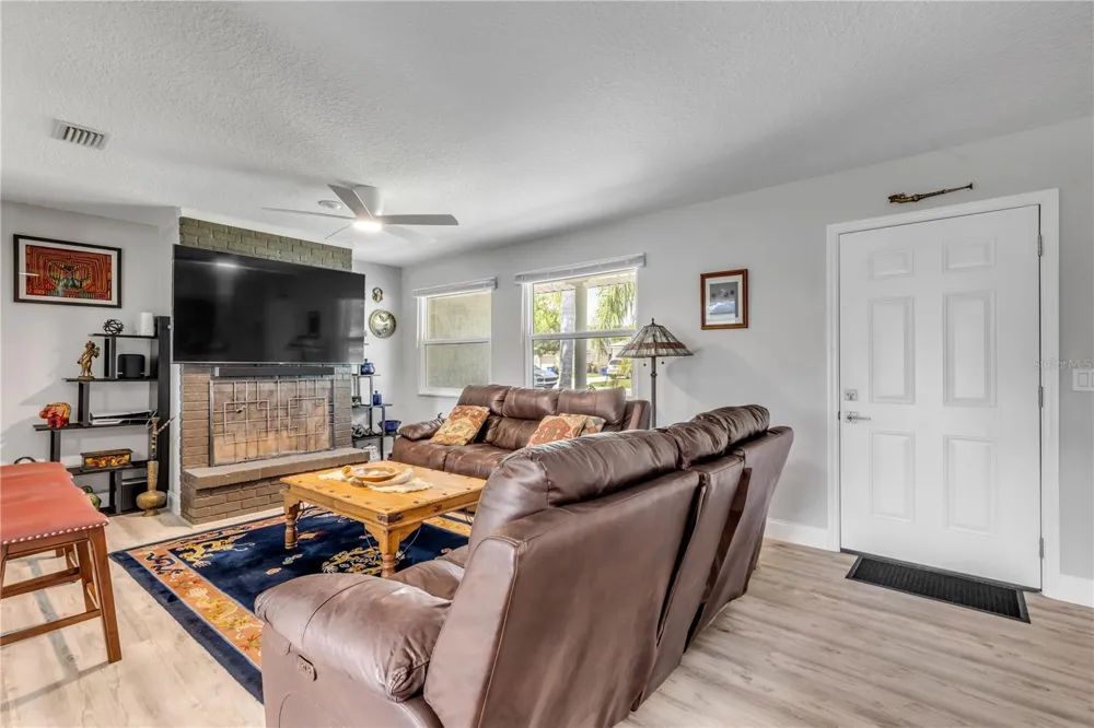 2716 KUMQUAT DRIVE Edgewater, FL 32141