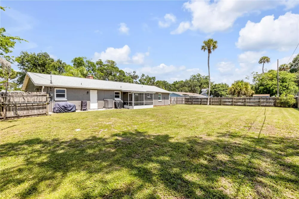 2716 KUMQUAT DRIVE Edgewater, FL 32141