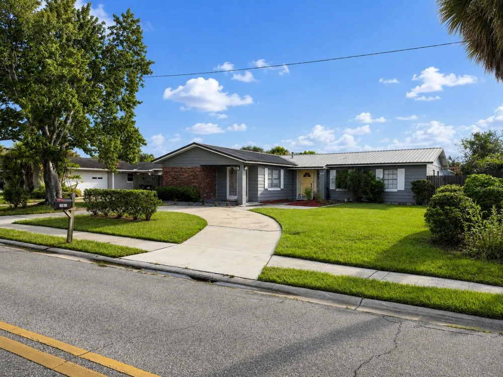 6518 VOLTAIRE DRIVE Orlando, FL 32809