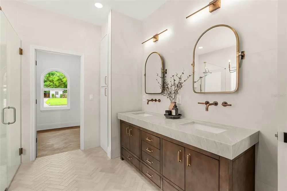 2501 TRENTWOOD BOULEVARD Belle Isle, FL 32812