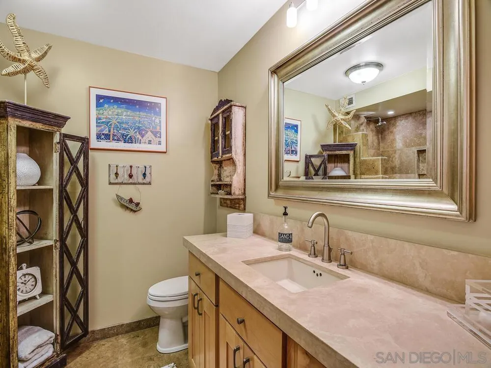 1810 Avenida del Mundo #505 Coronado, CA 92118
