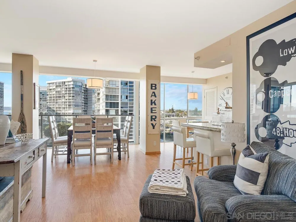 1810 Avenida del Mundo #505 Coronado, CA 92118