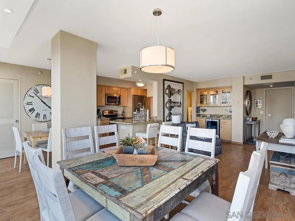 1810 Avenida del Mundo #505 Coronado, CA 92118