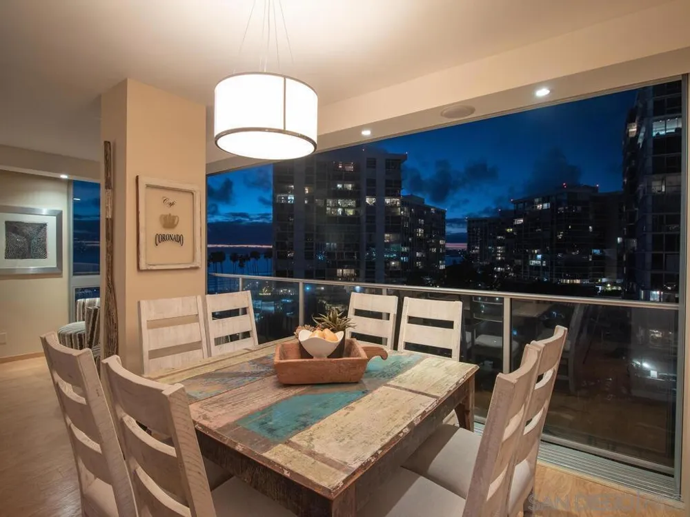 1810 Avenida del Mundo #505 Coronado, CA 92118