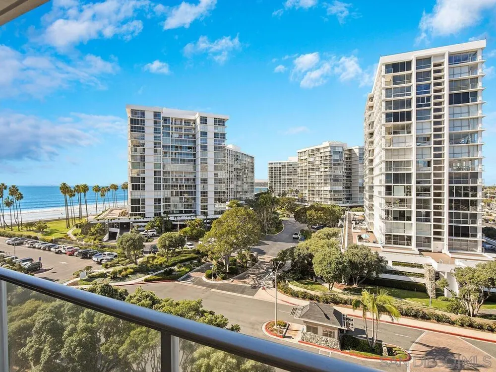 1810 Avenida del Mundo #505 Coronado, CA 92118