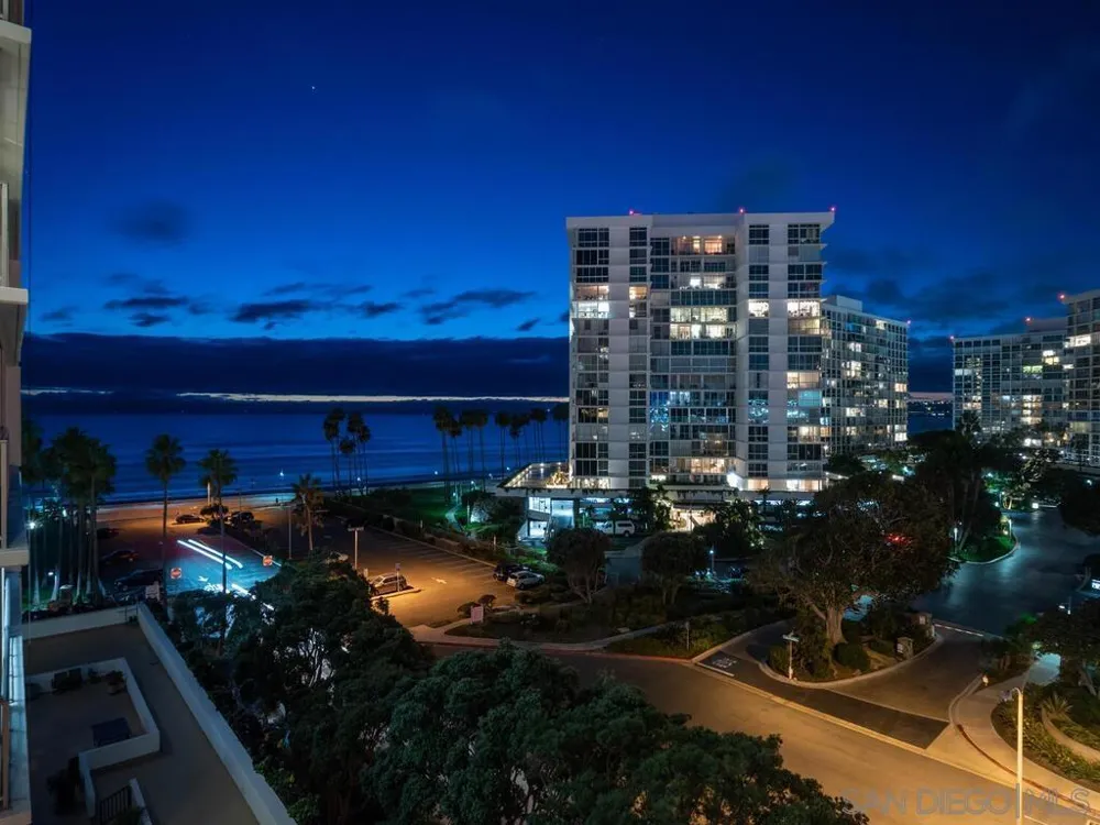 1810 Avenida del Mundo #505 Coronado, CA 92118