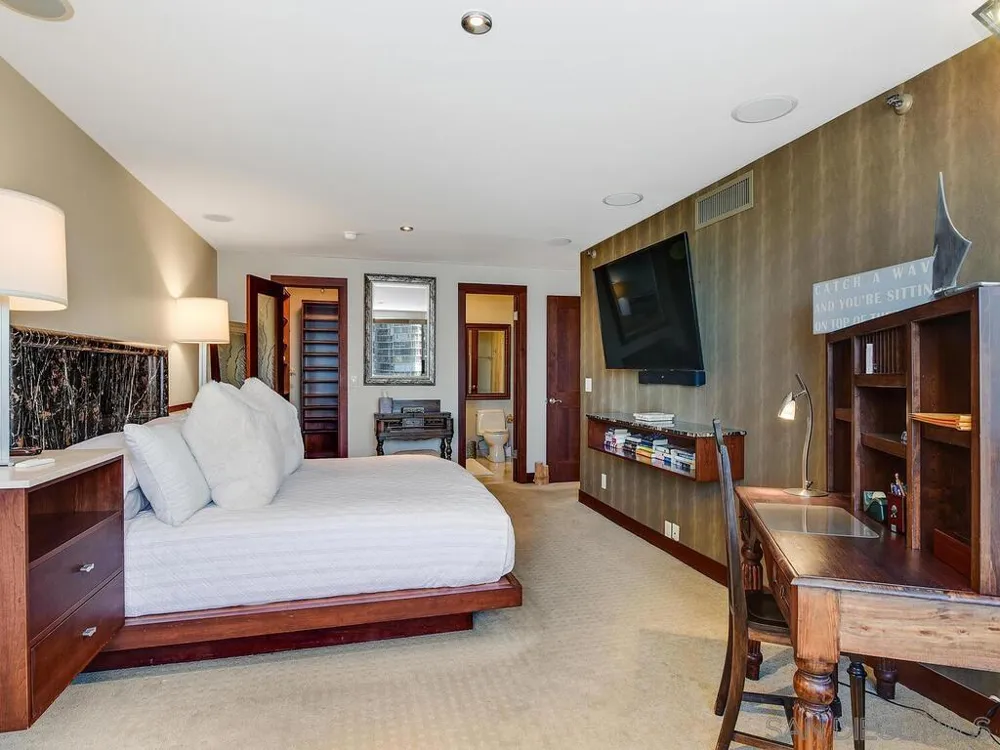 1810 Avenida del Mundo #505 Coronado, CA 92118