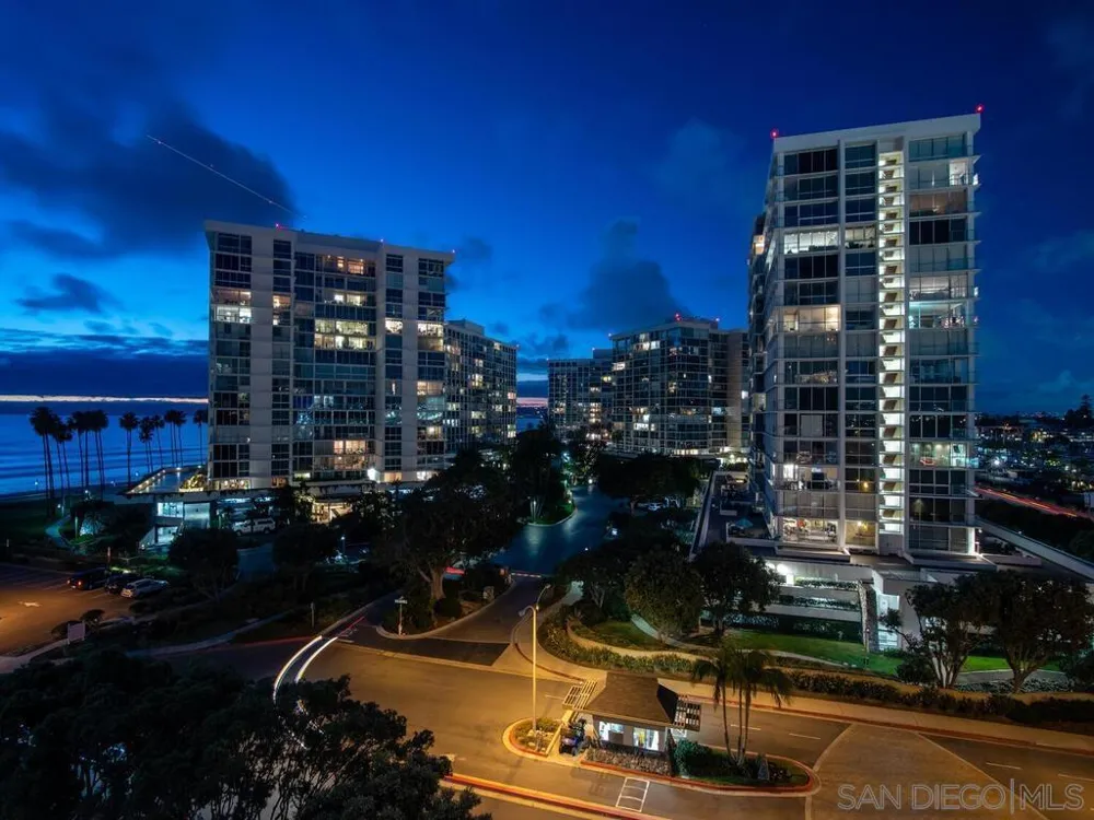 1810 Avenida del Mundo #505 Coronado, CA 92118