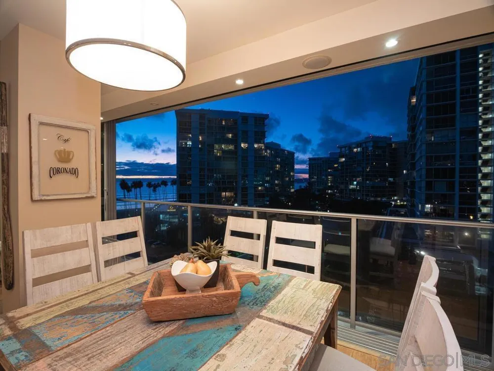 1810 Avenida del Mundo #505 Coronado, CA 92118