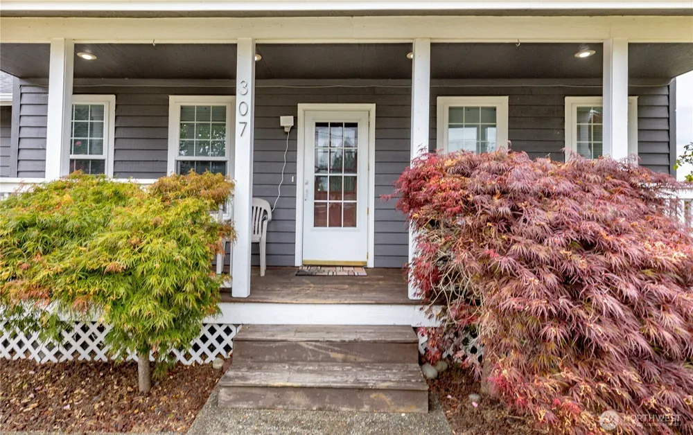 307 4th Avenue Algona, WA 98001