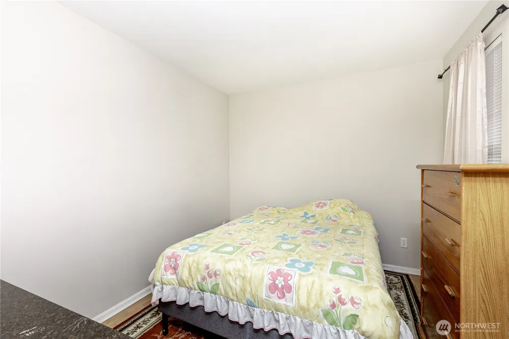 307 4th Avenue Algona, WA 98001
