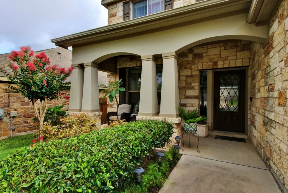 2004 Autumn Run Lane Round Rock, TX 78665
