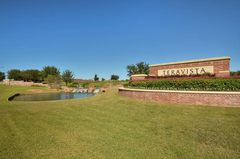 2004 Autumn Run Lane Round Rock, TX 78665
