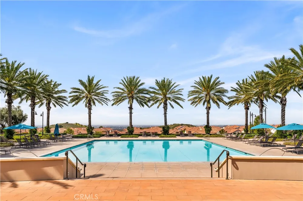 146 Dolci Irvine, CA 92602