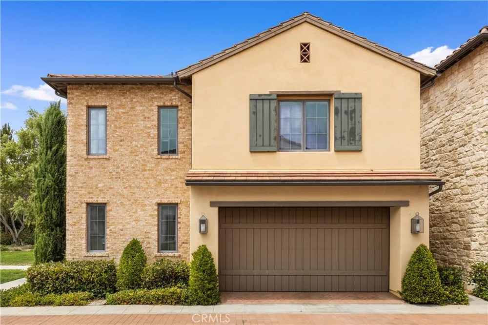 146 Dolci Irvine, CA 92602