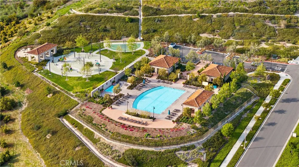 146 Dolci Irvine, CA 92602