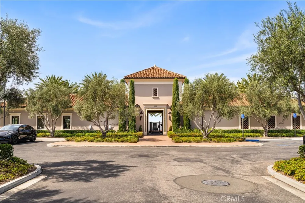 146 Dolci Irvine, CA 92602