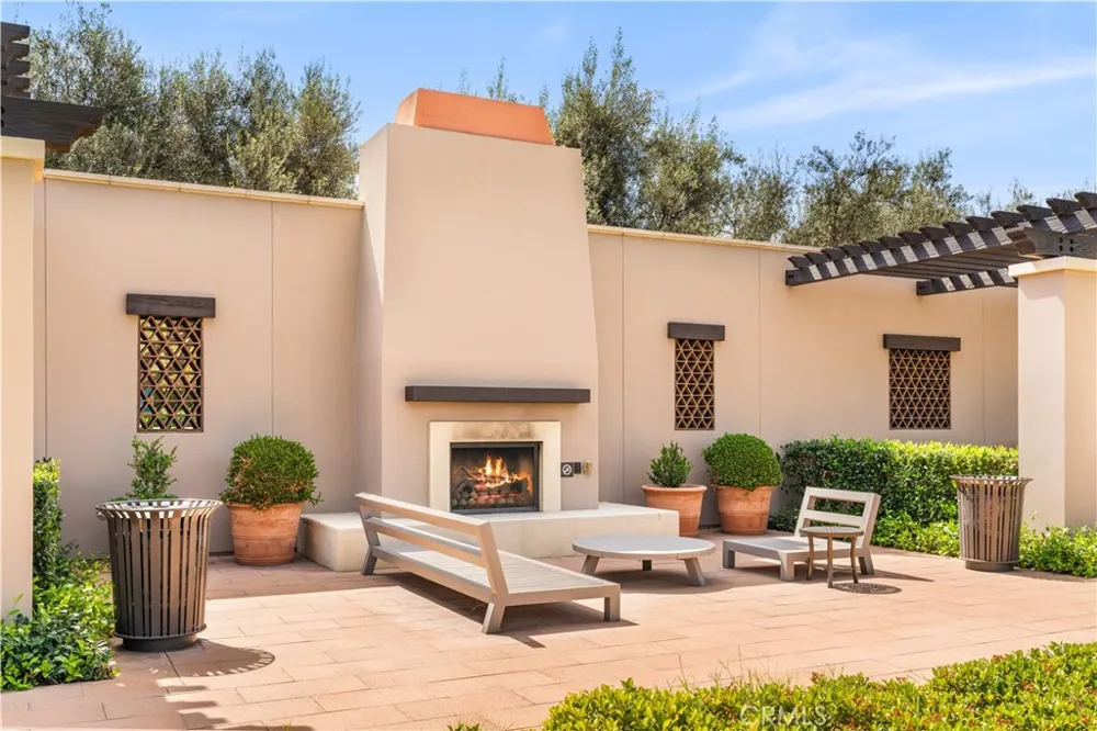 146 Dolci Irvine, CA 92602