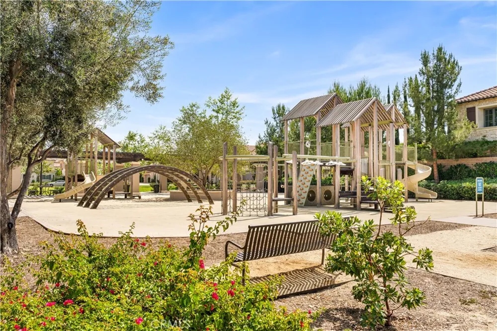 146 Dolci Irvine, CA 92602