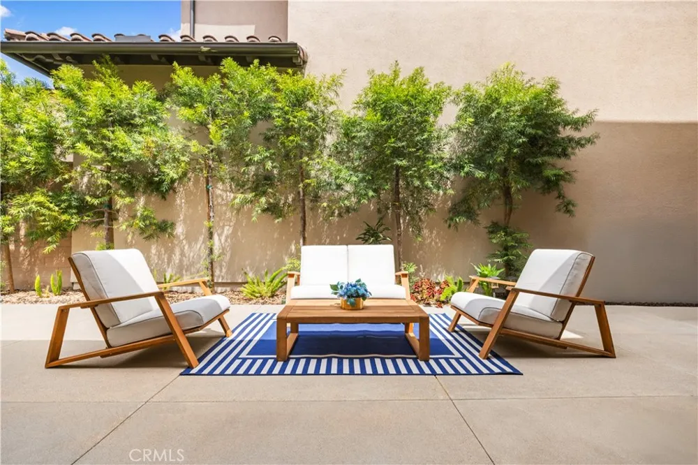 146 Dolci Irvine, CA 92602